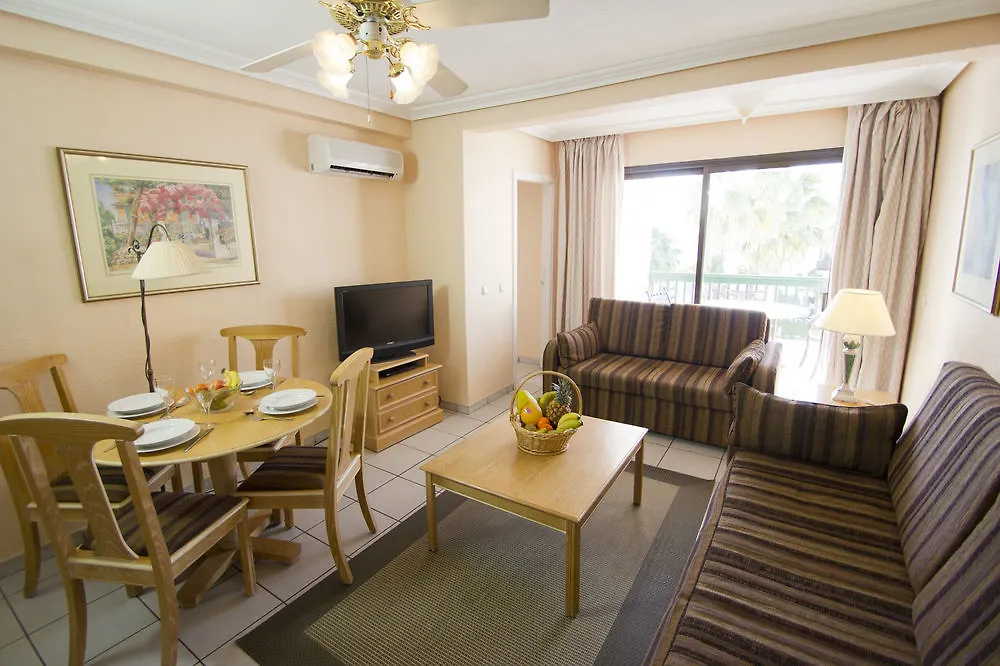 Апарт отель Sunset Bay Club Адехе 3*,